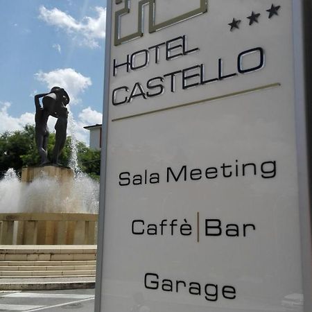Hotel Castello LʼAquila Екстериор снимка